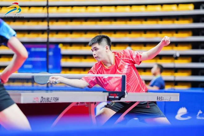 入F1赛场 入F1赛场