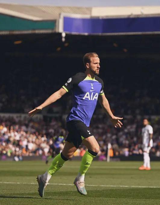 六台记者：罗德里戈带着背部不适前往巴西国家队报到