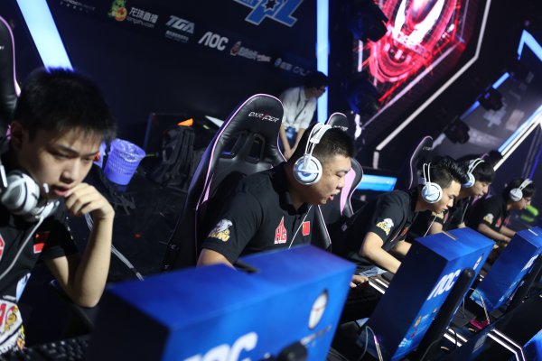 在城市中心，攒出一个露天滑雪场