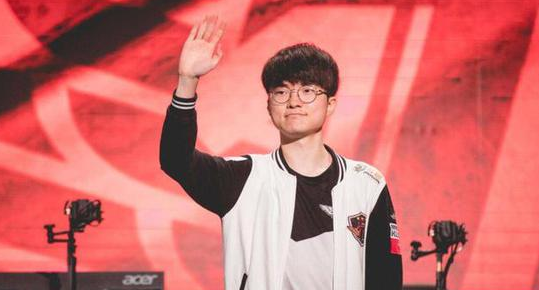 湖人奇才詹姆斯、布朗尼